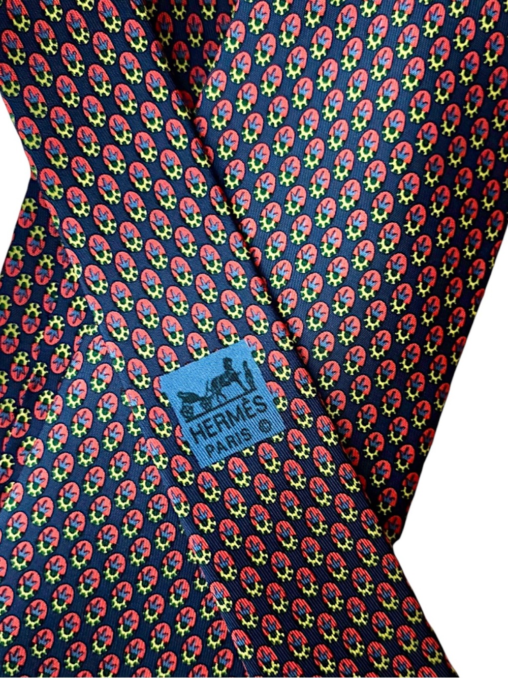 HERMÈS silk tie